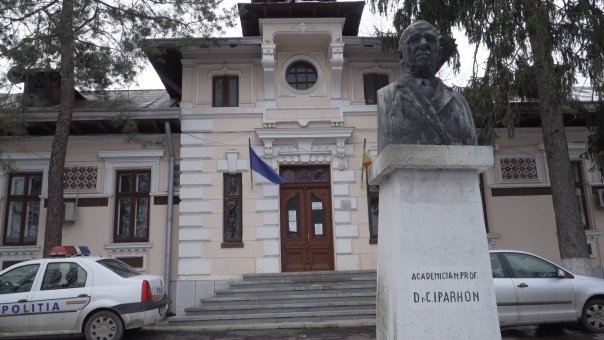 Barbat internat la Spitalul de Psihiatrie