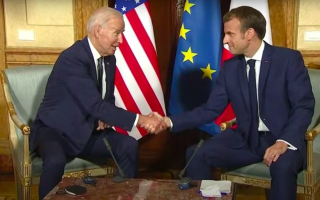 Biden și Macron ne arunca-n luptă: 