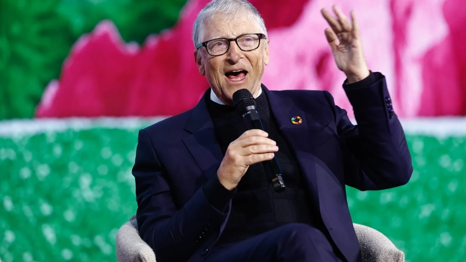 Bill Gates face o nouă profeție despre inteligența artificială și despre cum ne va distruge pe toți