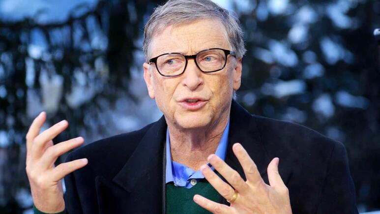 Bill Gates zice că Omicron conduce la imunitatea globala mai bine decât o fac vaccinurile.
El pregătește viitoarea pandemie!
