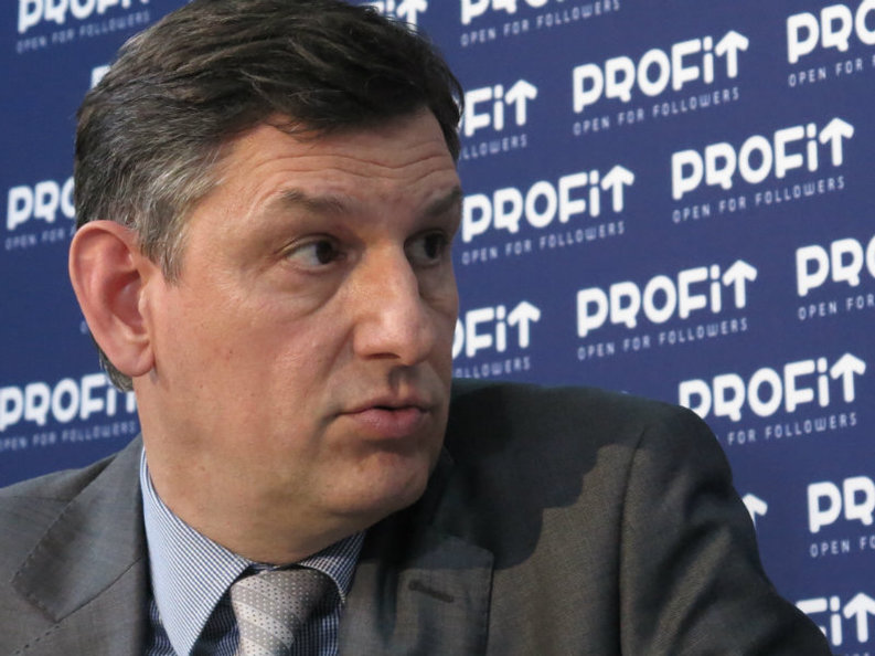 Borc a măsluit grosolan concursul pentru atașații din ambasade
