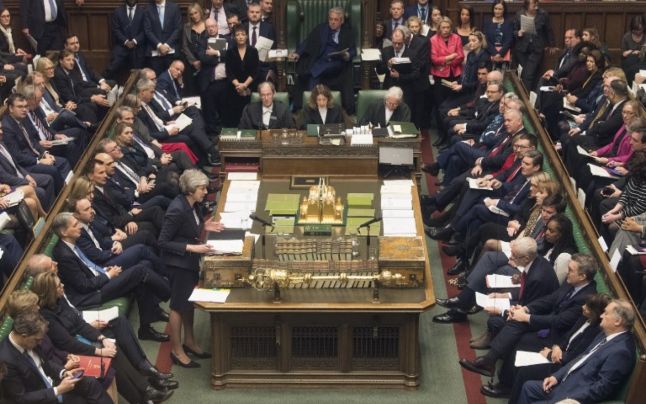 Britanicii aşteaptă îngrijoraţi votul din Parlament pe tema Acordului Brexit. Ce se întâmplă dacă va fi respins