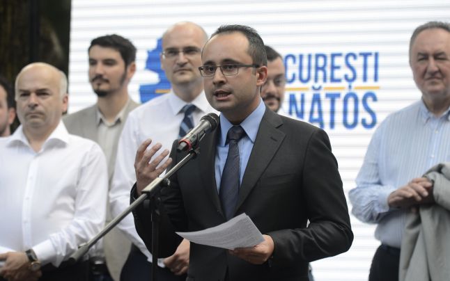 Buşoi: Înţeleg iritarea lui Dîncu. Orice om de valoare care intră în politică este în defavoarea PSD