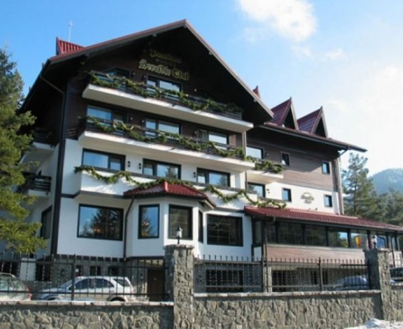 Cât costă o cameră în hotelul Simonei Halep de Valentine's Day