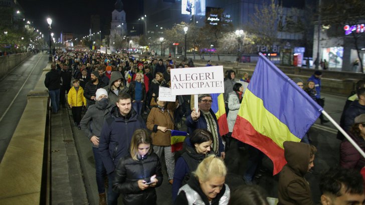 Calculul care dă fiori! Pensiile din viitor, folosite pentru plata salariilor şi pensiilor de azi