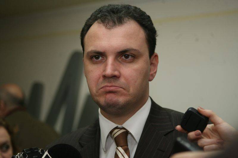 Camera Deputatilor voteaza miercuri daca Sebastian Ghita poate fi retinut si arestat