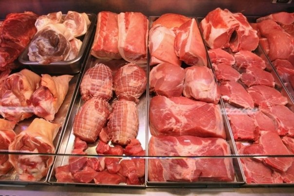 Carnea de porc, mai ieftina in ultima perioada. Pesta porcina africana face ravagii in randul producatorilor