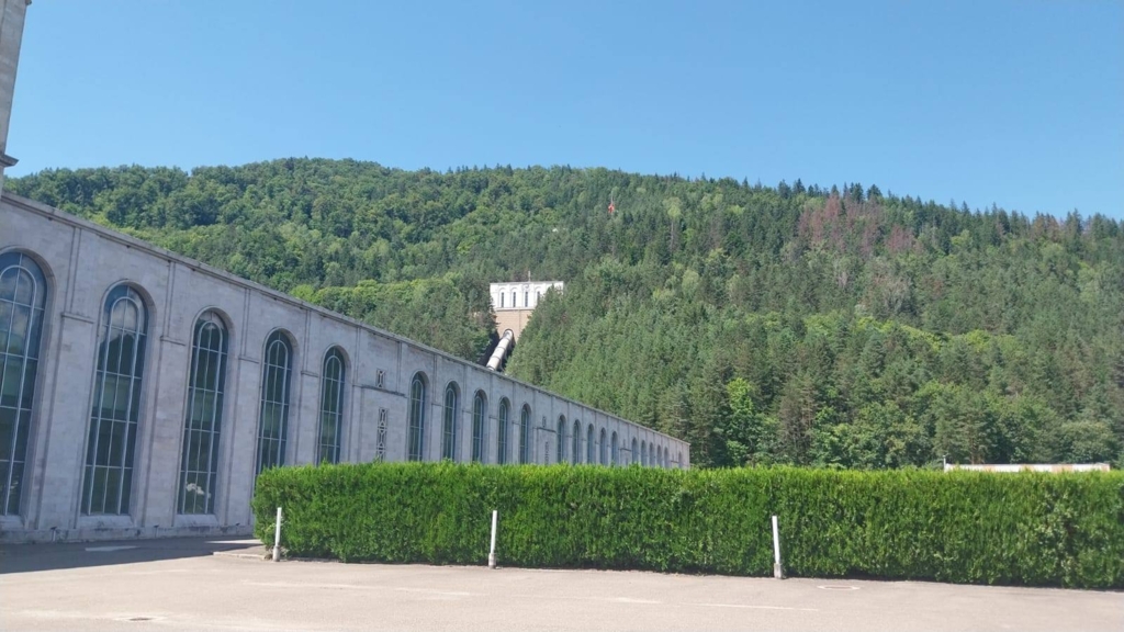 Cazurile foarte diferite ale Hidroelectrica, Romgaz și Nuclearelectrica: Ce legătură au taxele mai mici și prețurile energiei cu profiturile de miliarde