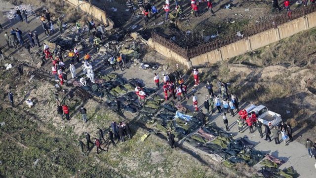 CBS: Imagini din satelit arată că avionul ucrainean a fost doborât de rachete