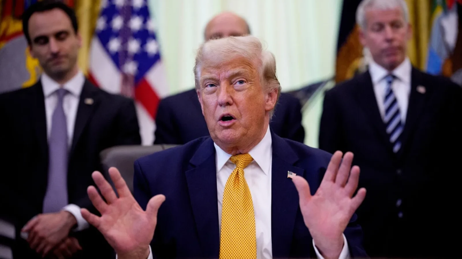 Ce a discutat Trump cu Grok: Presedintele SUA a consultat inteligența artificială înainte de capturarea lui Maduro
