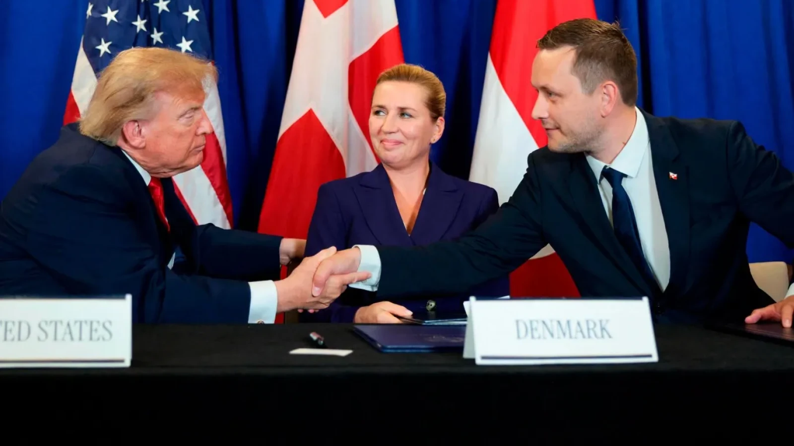 Ce au stabilit SUA, Danemarca și Groenlanda în acordul semnat la New York. Prezență mai puternică a NATO și extinderea prezenței militare a americanilor
