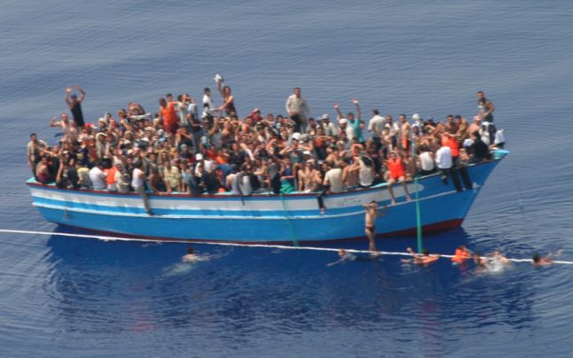 Cel putin 40 de imigranti au murit in Marea Mediterana