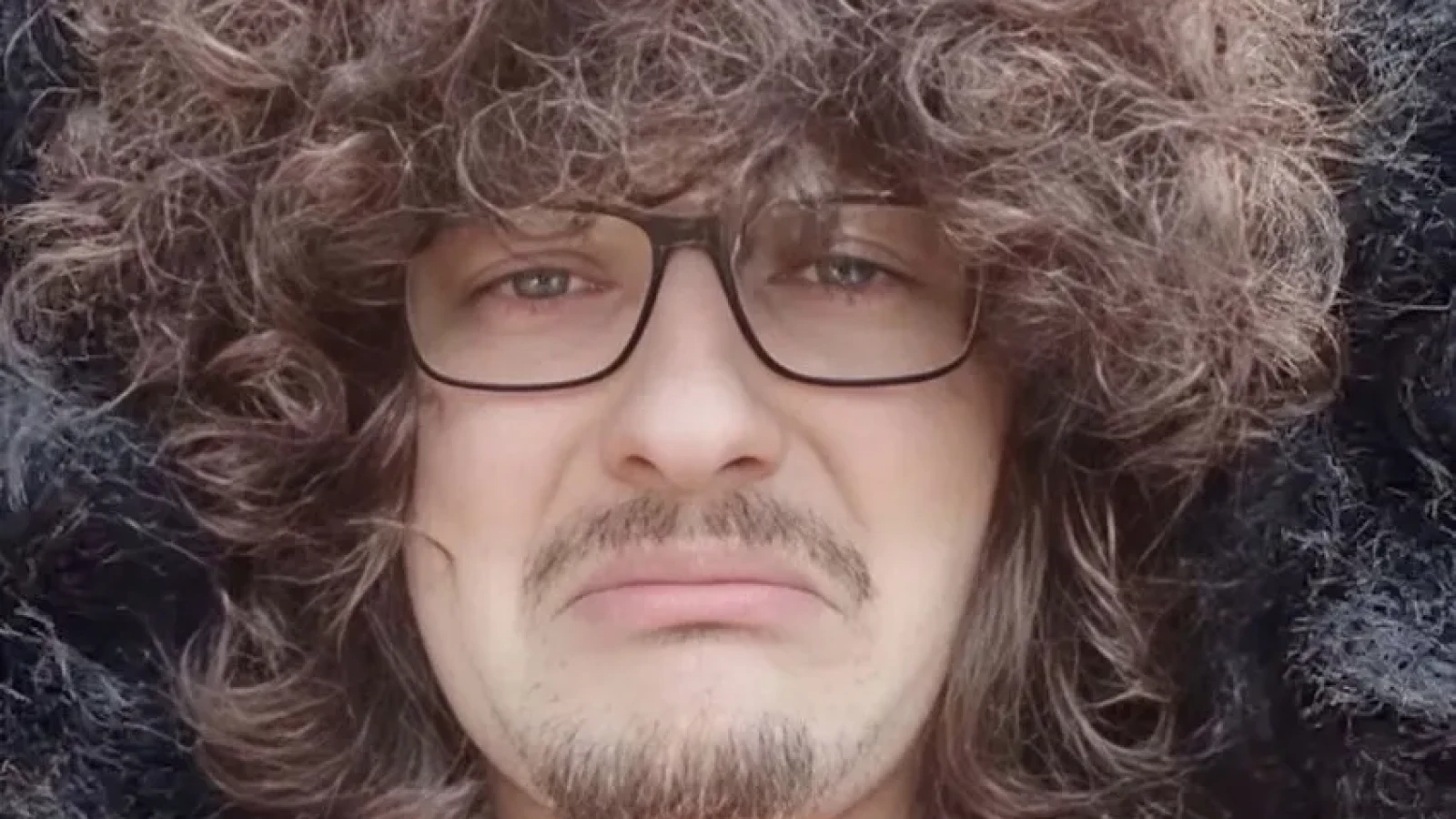 Celebrul fan care a jurat să nu se tundă până când United nu leagă 5 victorii renunță la provocare: 
