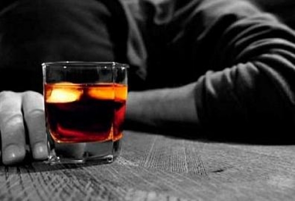 Cercetatorii spun ca alcoolul este o cauza directa a sapte forme de cancer
