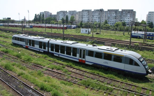 CFR suplimentează trenurile pe ruta Bucureşti Nord - Curtea de Argeş, pentru  înmormântarea Regelui Mihai