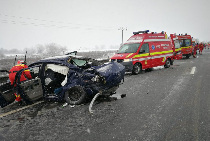 Ciocnire în lanţ pe autostrada Bucureşti-Ploieşti, 8 autoturisme implicate