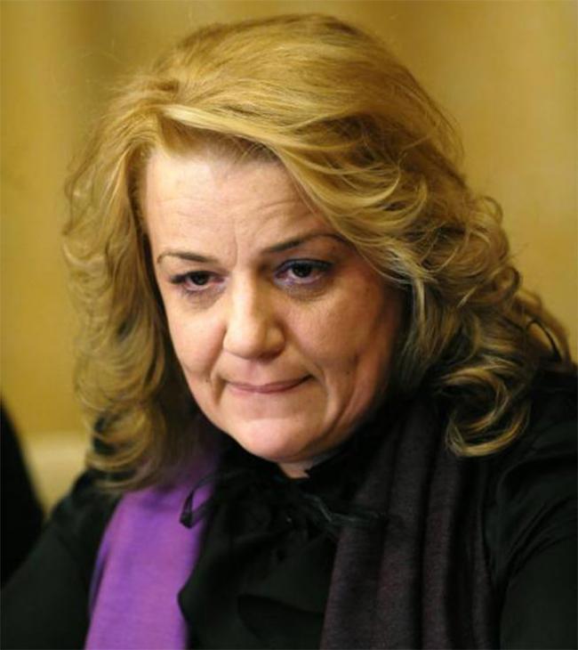 Cioloș a demis-o pe Simona Man de la Ministerul Agriculturii