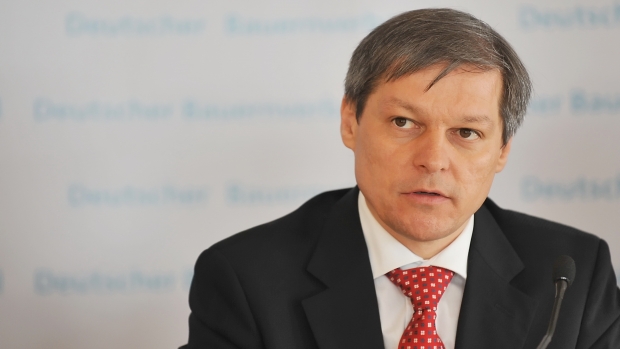 Cioloș continuă batjocura la CR Marfă: Director general cu 3.000 de euro/lună dar pe care ii va lua și doi ani după privatizarea companiei