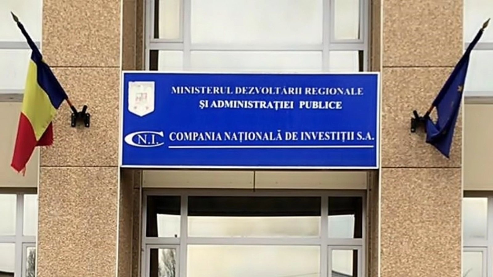 CNI a cheltuit peste 66.000 de euro pe parfumarea birourilor, ca să combată mirosurile venite dinspre toalete