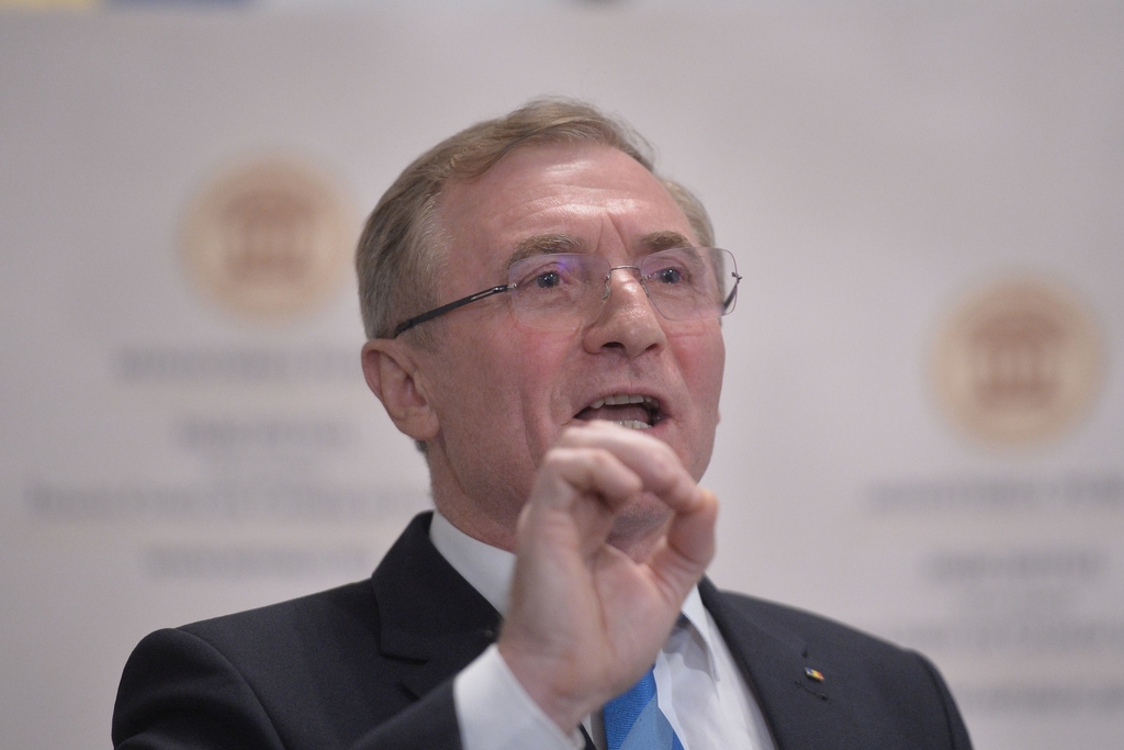 CNSAS verifica iar daca Augustin Lazar a colaborat cu Securitatea, dupa acuzatiile ca a fost