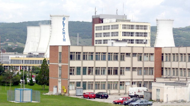 Combinatul Oltchim va fi vandut pe bucati, fara obligatia ca investitorii sa preia si salariatii