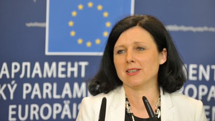 Comisarul european Vera Jourova discută cu Cioloș și Prună despre reforma justiției