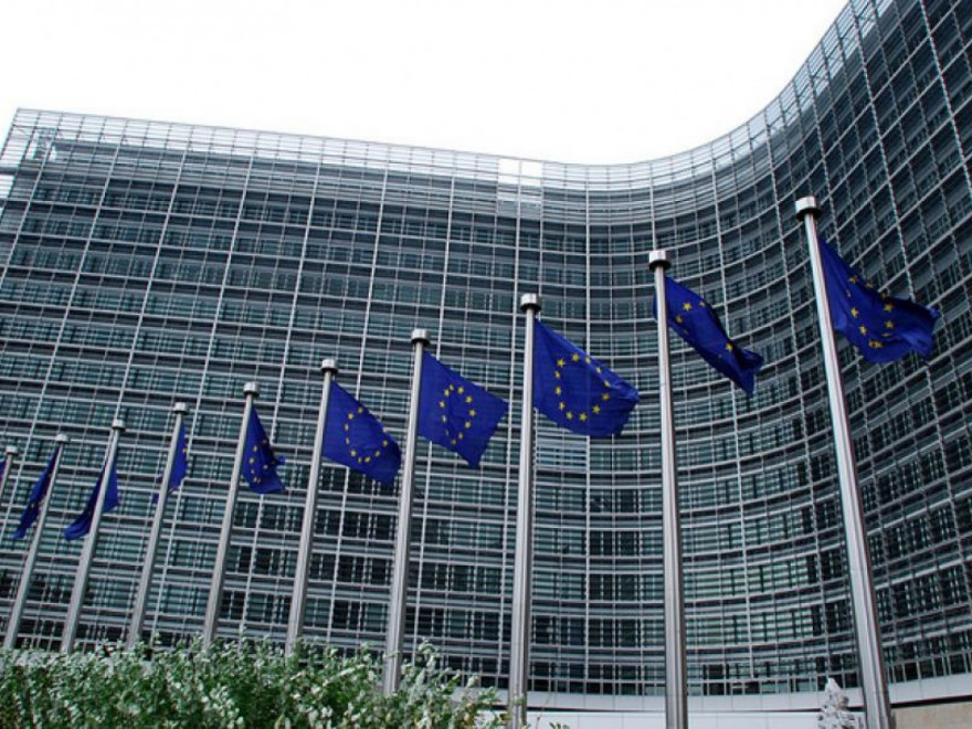 Comisia Europeană: Intervenţiile distorsionate pe piaţa gazelor naturale pot periclita investiţiile