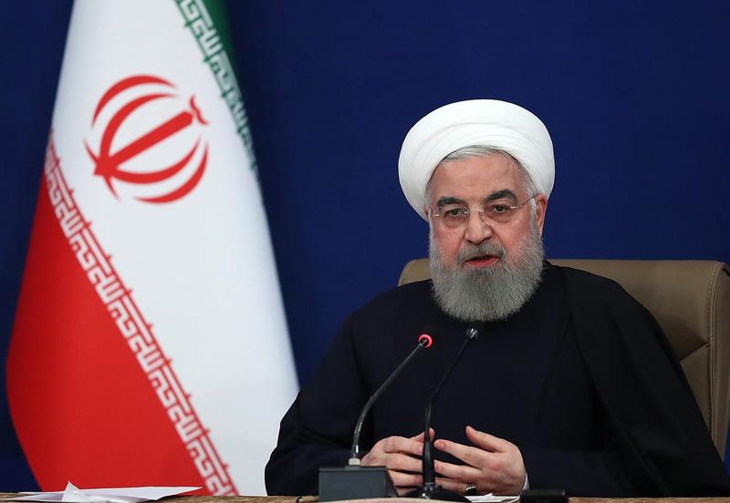 Companiilor străine nu li se va permite să-şi testeze vaccinurile pe poporul iranian, transmite preşedintele Rouhani