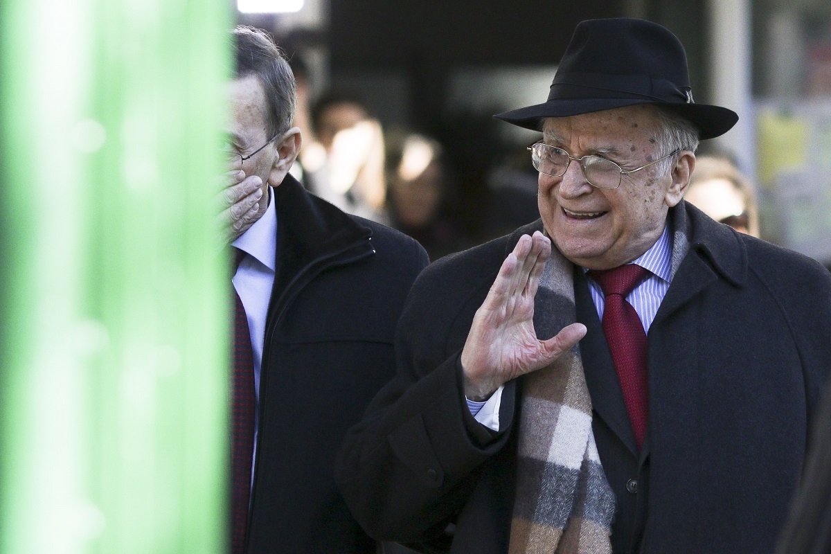 Controversă națională: Unde va fi înmormântat Ion Iliescu? Locul de veci al fostului președinte iscă un nou scandal!