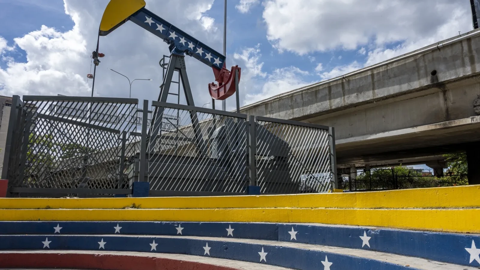 Controversatul miliardar care l-a trădat pe Maduro primește ”iertarea” americană și acum a primit contractul gigant pentru a extrage petrolul