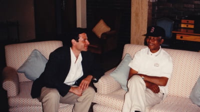 Controversele din jurul implicării CIA în arestarea lui Nelson Mandela din 1962. Agenția americană, presată să spună dacă a fost implicată în operațiune