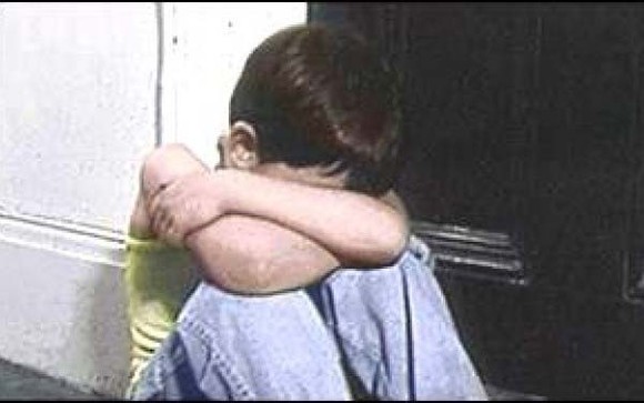 Copii abuzaţi sexual într-o tabără de refugiaţi din Franţa