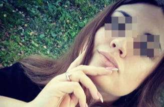 Copilul de 4 ani a incercat sa-si resusciteze mama de 25 de ani moarta prin electrocutare in cada din cauza telefonului