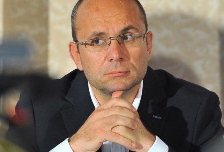 Cozmin Gușă: