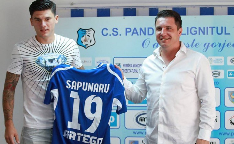 Cristian Săpunaru a fost prezentat la Pandurii Tg. Jiu: