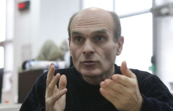 Cristian Tudor Popescu vrea sa atraga Partidul Facebook in noua sa Republica