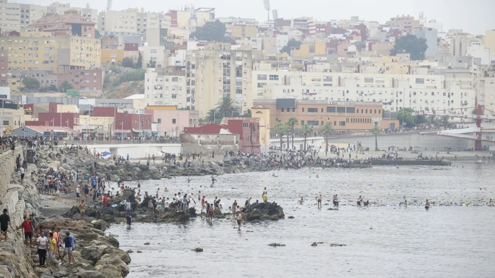 Criza din Ceuta zguduie UE - Italia suspendă Acordul Schengen cu Spania
