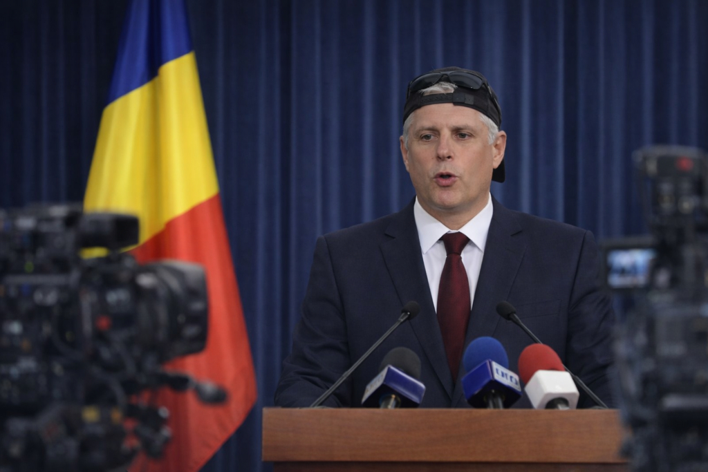 CTP: „Marian Ceaușescu a făcut cel mai mult pentru combaterea Justiției corupte, mai mult decât președintele Dan". „Borfașule, dă, bă, banii înapoi!" rămâne singura sentință
