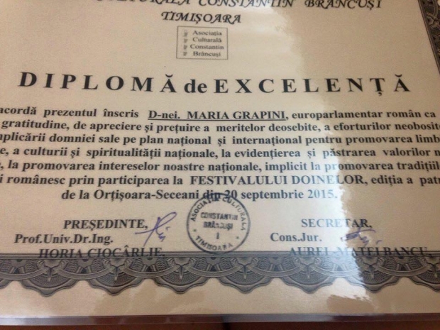 Culmea năroziei: Madam Grapini, diploma de excelenta pentru promovarea limbii romane