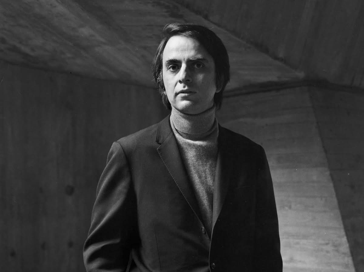 Cum a prezis celebrul Carl Sagan viitorul SUA de azi. 