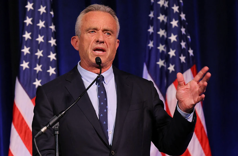Cum spală BlackRock bani în războiul din Ucraina. Robert Kennedy Jr: