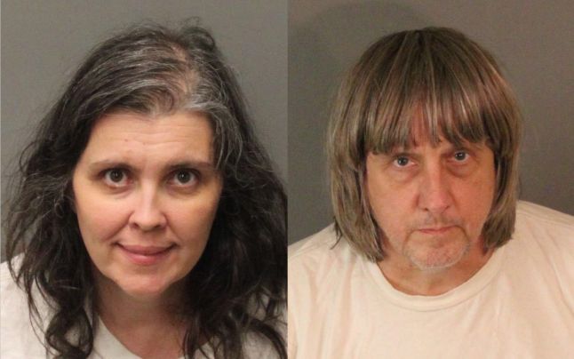 Cuplul din California care şi-a torturat cei 13 copii a pledat nevinovat