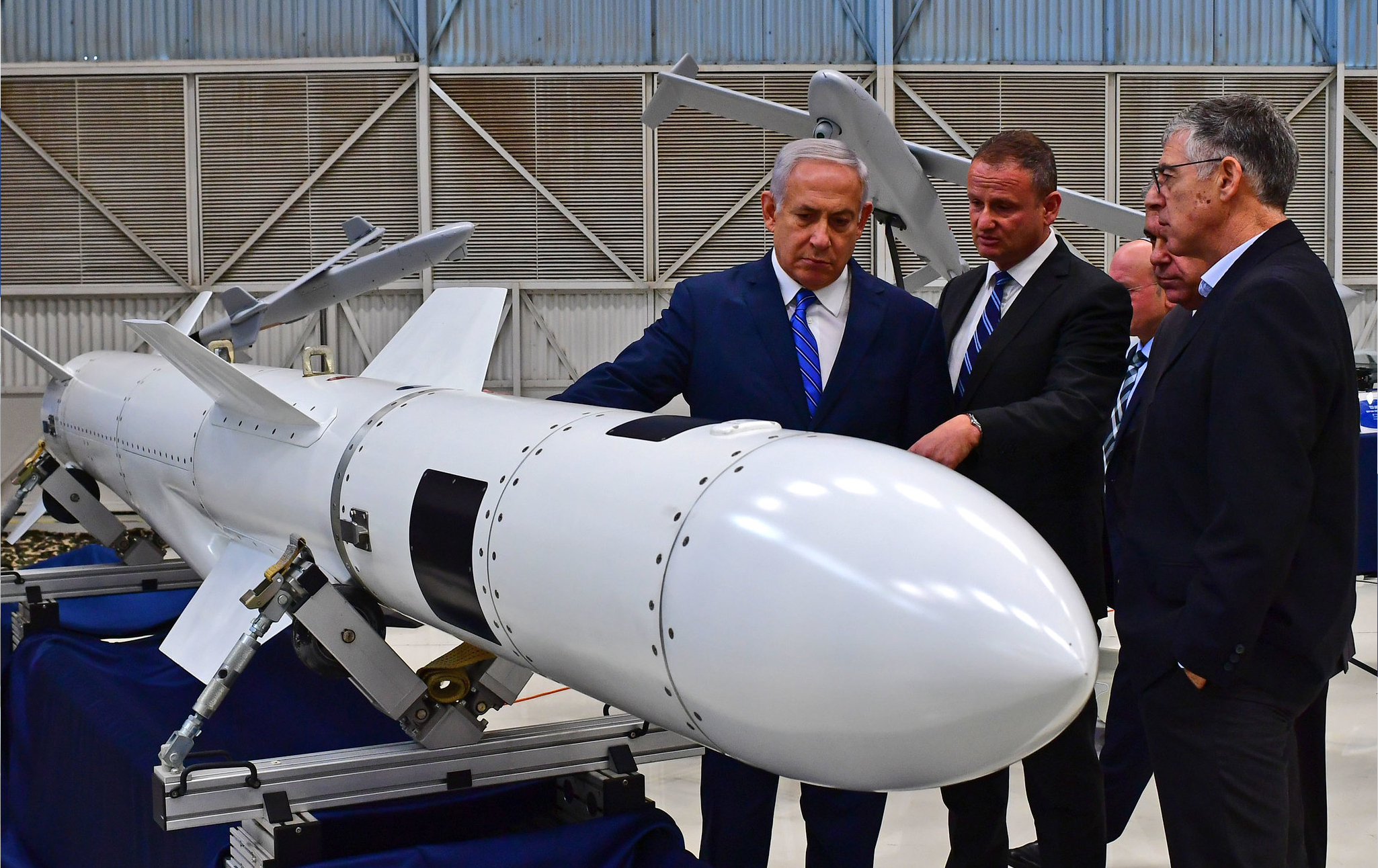 Current Affairs: Stați, de ce Israelului i se permite să dețină arme nucleare?!