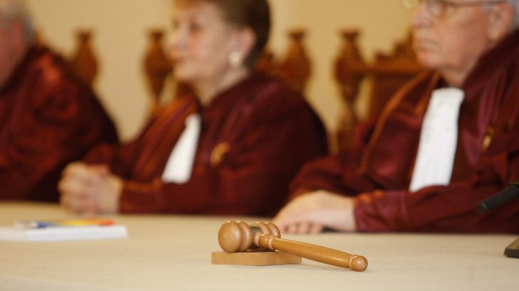 Curtea Constitutionala va da răspunsul până pe 10 februarie privind Ordonanta Penala