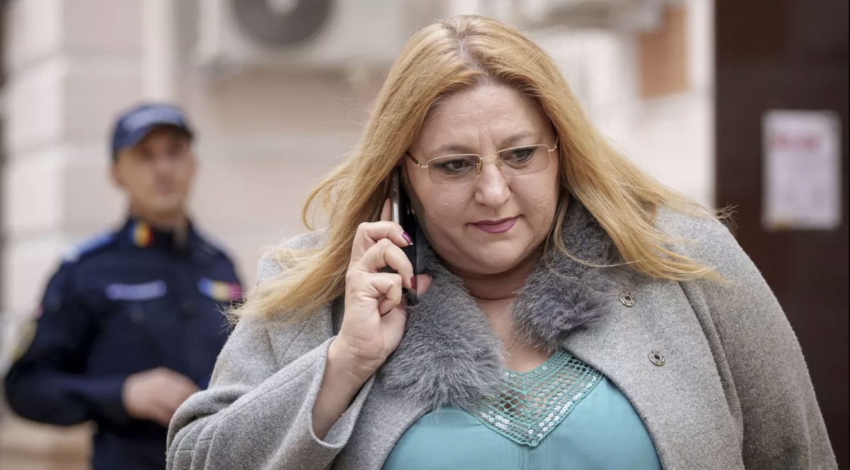 Cutremur în partidul Dianei Șoșoacă: după doi senatori își anunță plecarea și patru deputați