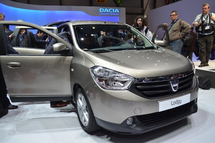 Dacia retrage de pe piaţă un model, dar îl înlocuieşte cu ceva spectaculos