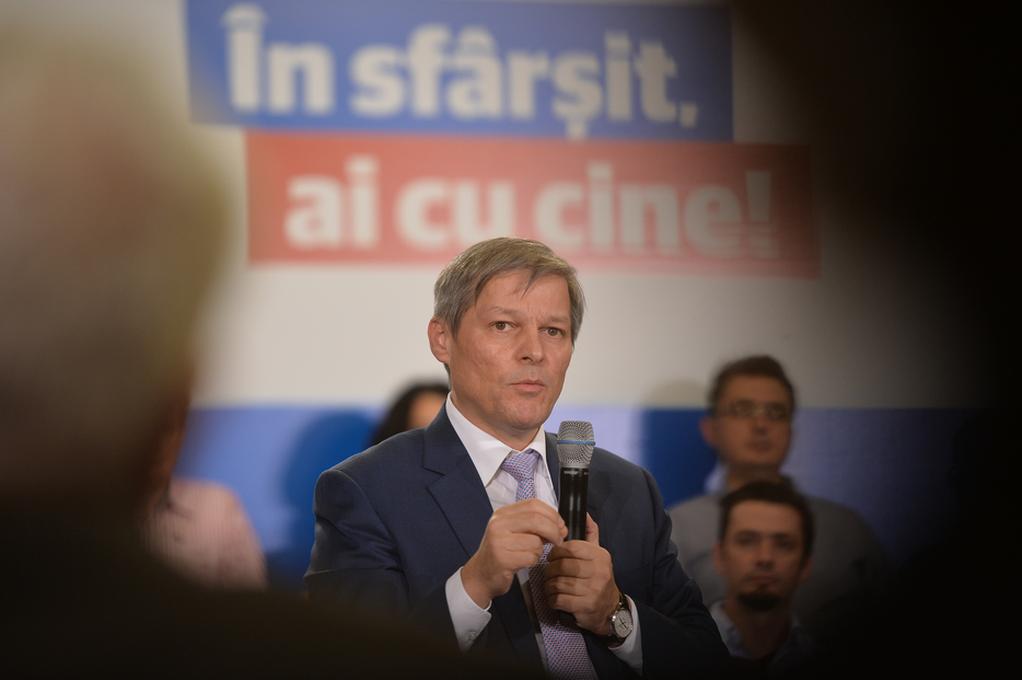 Dacian Cioloş anunţă când lansează partidul MIŞCAREA ROMÂNIA ÎMPREUNĂ: Avem peste 50.000 de simpatizanţi