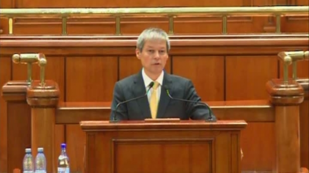 Dacian Cioloș, chemat să dea explicații în Parlament