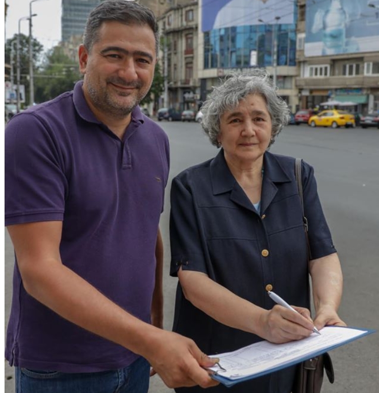 Dan Cristian Popescu candideaza la Primăria Capitalei. Conform negocierilor acesta ar fi trebuit să fie în prezent Primarul General Interimar