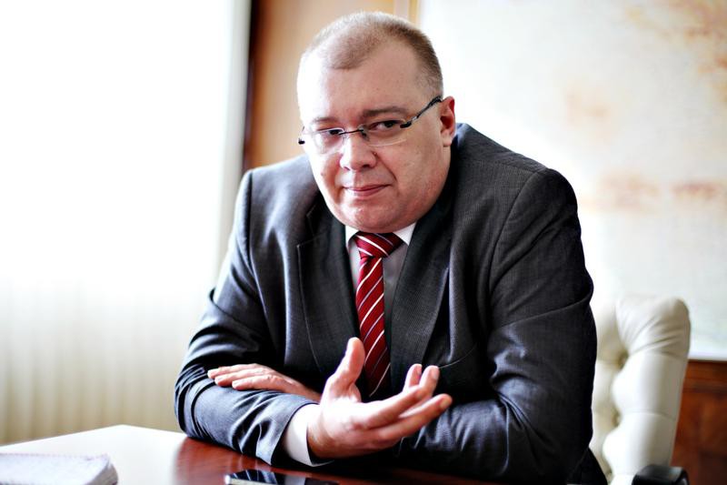 Dan Mihalache se plânge de Cotroceniul lăsat în paragina